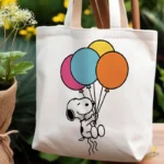 FREE Snoopy Birthday Vector - Diseño de Snoopy Volando con Globos de Colores