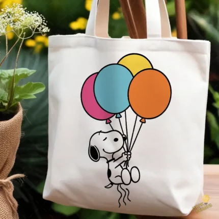 FREE Snoopy Birthday Vector - Diseño de Snoopy Volando con Globos de Colores