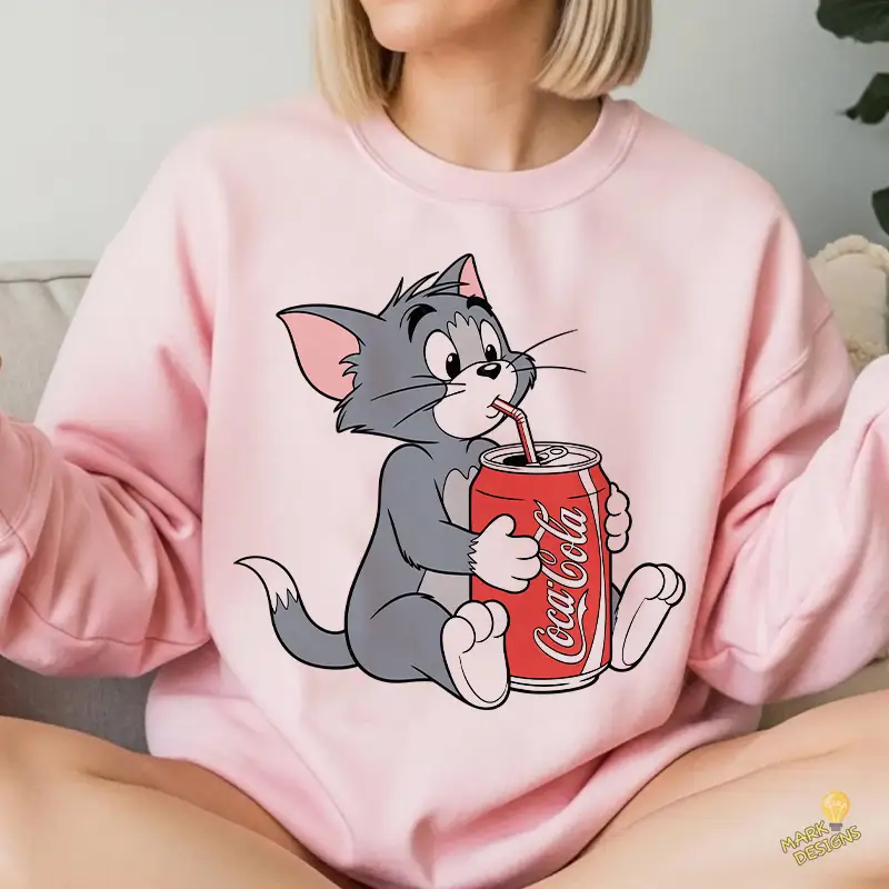 Gato Tom de Tom y Jerry tomando Refresco de Lata - Vector Clásico Gato Tom de Tom y Jerry tomando Refresco de Lata - Vector Clásico