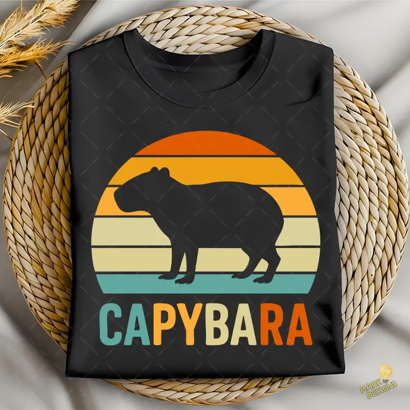 Vector Capibara Sunset - Ilustración Estilo 70s para Cricut y Sublimación Vector Capibara Sunset - Ilustración Estilo 70s para Cricut y Sublimación