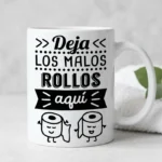 Deja los Malos Rollos Aquí – Vector Divertido con Papel Higiénico para Sublimar