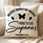 Diseño vectorial de Proverbios 31:29 Mujeres buenas hay muchas en bolsa tote con mariposas